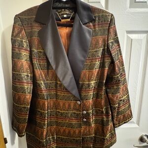 Lily & Taylor Women's Elegant Patterned Blazer